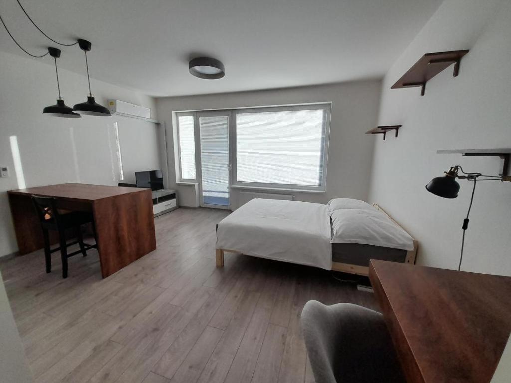 Entrez Radnica Daire Kösice Dış mekan fotoğraf
